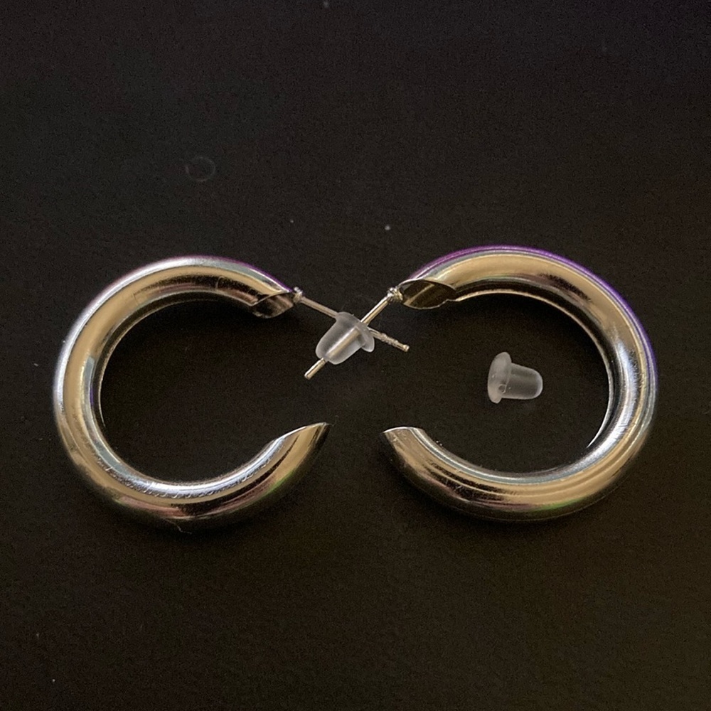 *BOGO Free* Silver hoop earrings